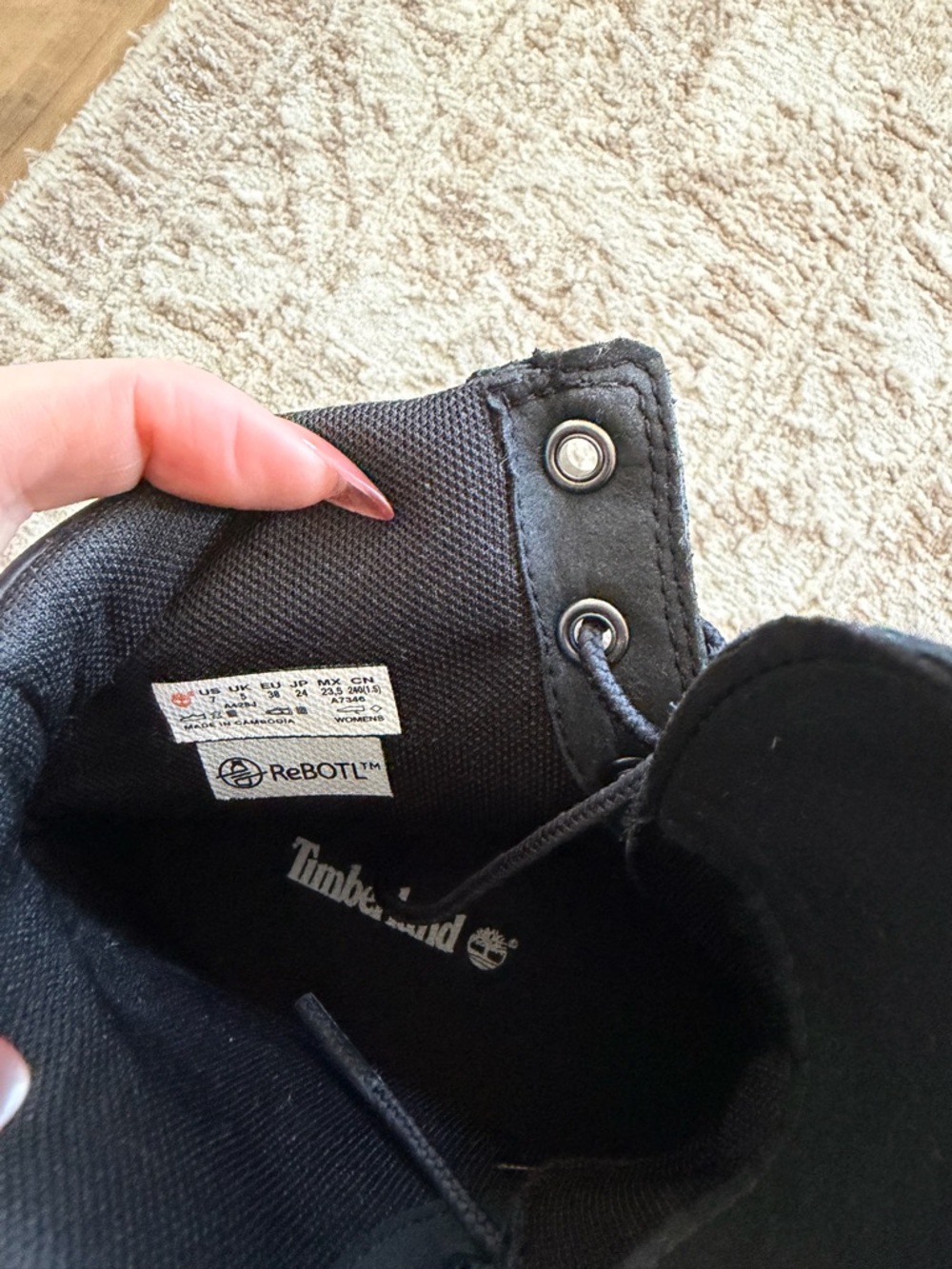 Women's Black Timberland Platform Boots - Picture 10 of 13
